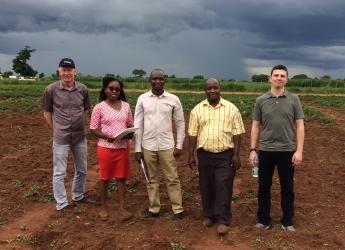 Researchers met recently in Malawi in the context of Quikgro (c) JamesHuttonInst